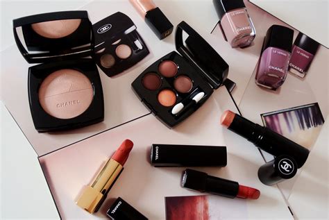 set de maquillaje chanel|maquillaje verano 2020 chanel.